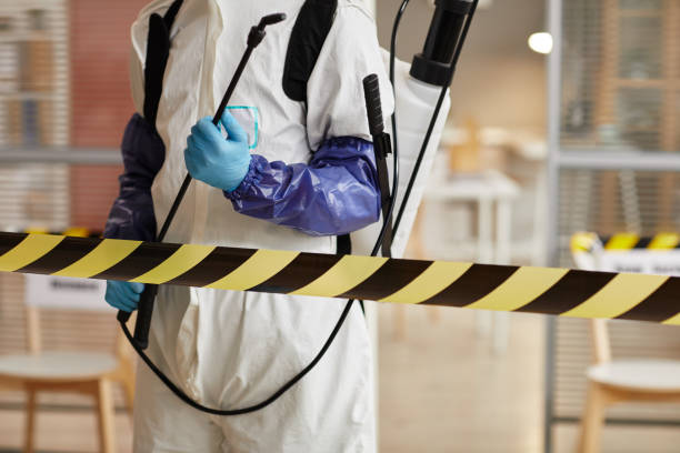 Professional Biohazard technician working in Girard, IL